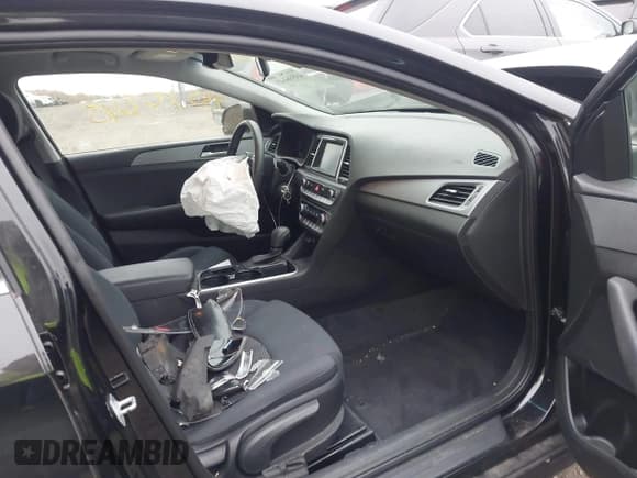 ✅ 2018 Hyundai Sonata SE • VIN: 5NPE24AF2JH707373 • Лот: 43536643. Опубликован ранее на IAAI с пробегом 64 781 миль. Бесплатный доступ к архиву аукционных продаж из США и подробный отчёт об истории автомобиля на DreamBid. Изображение 5.