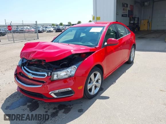 ✅ 2015 Chevrolet Cruze LT • VIN: 1G1PE5SB0F7195523 • Lot: 43005629. Listed on IAAI with 94,186 mi. Free auction sales archive from the USA and detailed vehicle history report at DreamBid. Image 2.