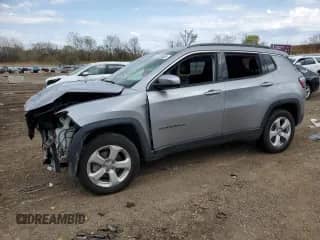 2020 Jeep Compass Latitude с VIN 3C4NJDBB8LT135565, выставлен на аукционе Copart как лот 54335865 с пробегом Не указан миль и Списание • Salvage title. История ставок и продаж доступна на DreamBid. Изображение 1.