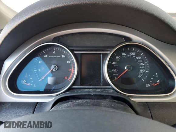 ✅ 2014 Audi Q7 Premium Plus • VIN: WA1LGAFE9ED011719 • Lot: 93553415. Wystawiony na Copart z przebiegiem Nie podano. Bezpłatny archiwum sprzedaży aukcyjnych z USA i szczegółowy raport historii pojazdu na DreamBid. Zdjęcie 9.