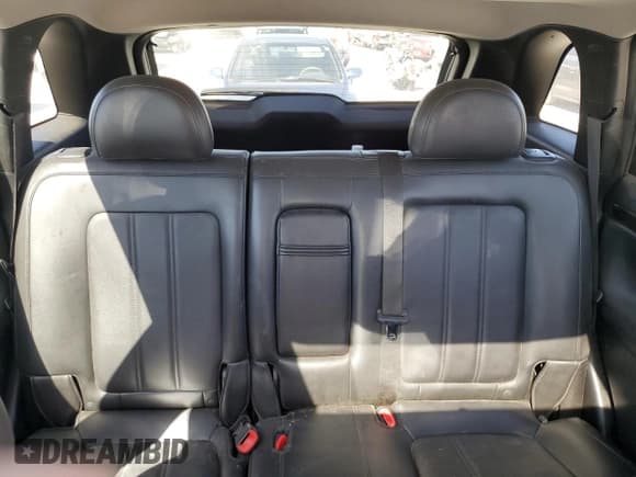 ✅ 2014 Chevrolet Captiva Sport LTZ • VIN: 3GNAL4EKXES633982 • Lot: 76408124. Wystawiony na Copart z przebiegiem 128 342 mil. Bezpłatny archiwum sprzedaży aukcyjnych z USA i szczegółowy raport historii pojazdu na DreamBid. Zdjęcie 10.