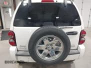 ✅ 2007 Jeep Liberty Limited • VIN: 1J4GL58K57W558890 • Lot: 42613768. Listed on IAAI with 164,858 mi. Free auction sales archive from the USA and detailed vehicle history report at DreamBid. Image 16.