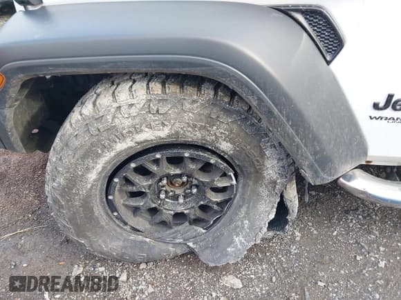 ✅ 2022 Jeep Wrangler Unlimited Sport S • VIN: 1C4HJXDG3NW185374 • Lot: 43696127. Listed on IAAI with 52,980 mi. Free auction sales archive from the USA and detailed vehicle history report at DreamBid. Image 6.