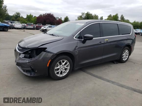 ✅ 2018 Chrysler Pacifica Touring • VIN: 2C4RC1DG3JR310534 • Лот: 61784845. Опубликован ранее на Copart с пробегом 135 152 миль. Бесплатный доступ к архиву аукционных продаж из США и подробный отчёт об истории автомобиля на DreamBid. Изображение 1.
