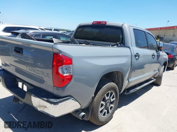 ✅ 2019 Toyota Tundra SR5 • VIN: 5TFDY5F1XKX838103 • Lot: 42817011. Listed on IAAI with Not provided. Free auction sales archive from the USA and detailed vehicle history report at DreamBid. Image 4.