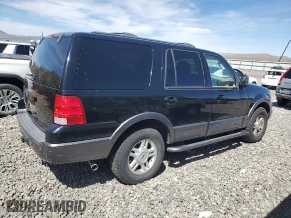 ✅ 2004 Ford Expedition Special Service • VIN: 1FMFU16L14LA78633 • Lot: 68011355. Wystawiony na Copart z przebiegiem 208 369 mil. Bezpłatny archiwum sprzedaży aukcyjnych z USA i szczegółowy raport historii pojazdu na DreamBid. Zdjęcie 3.