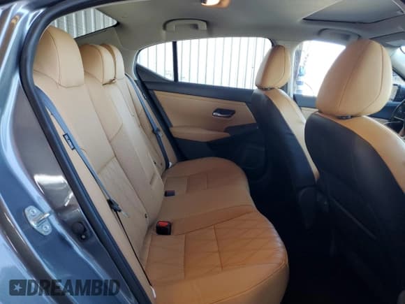 ✅ 2020 Nissan Sentra SV • VIN: 3N1AB8CV3LY231007 • Lot: 82487535. Wystawiony na Copart z przebiegiem 67 058 mil. Bezpłatny archiwum sprzedaży aukcyjnych z USA i szczegółowy raport historii pojazdu na DreamBid. Zdjęcie 10.