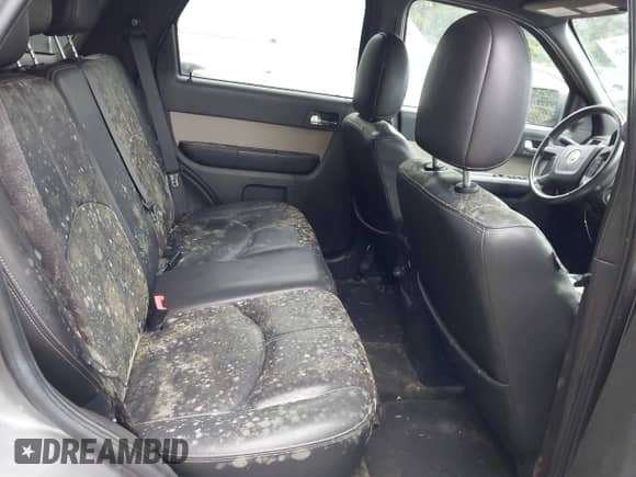 2010 Mercury Mariner z VIN 4M2CN9BG3AKJ08951, wystawiony jako IAAI lot #43002446 z przebiegiem 182 349 mil mil oraz . Historia ofert i sprzedaży dostępna na DreamBid. Obrazek 8.