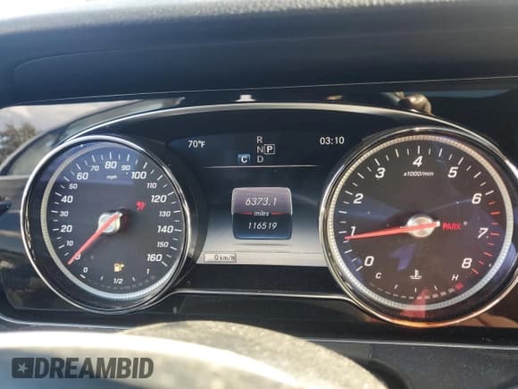 ✅ 2017 Mercedes-Benz E 300 Luxury • VIN: WDDZF4KB2HA096270 • Lot: 89616575. Listed on Copart with 116,519 mi. Free auction sales archive from the USA and detailed vehicle history report at DreamBid. Image 9.