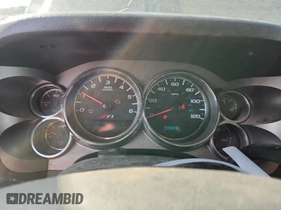 ✅ 2011 Chevrolet Silverado 1500 LT • VIN: 3GCPKSE34BG166401 • Lot: 81984535. Listed on Copart with 284,439 mi. Free auction sales archive from the USA and detailed vehicle history report at DreamBid. Image 9.