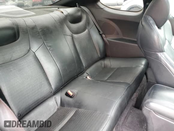 ✅ 2014 Hyundai Genesis Coupe Ultimate • VIN: KMHHU6KJ5EU118430 • Lot: 80327065. Listed on Copart with 98,263 mi. Free auction sales archive from the USA and detailed vehicle history report at DreamBid. Image 10.