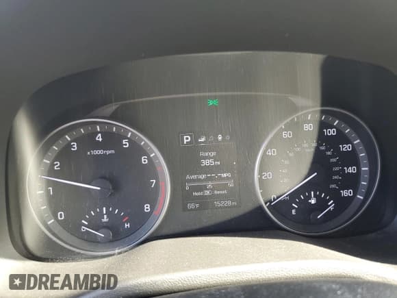 ✅ 2017 Hyundai Elantra Limited • VIN: 5NPD84LF2HH151633 • Lot: 84941325. Listed on Copart with 15,228 mi. Free auction sales archive from the USA and detailed vehicle history report at DreamBid. Image 9.