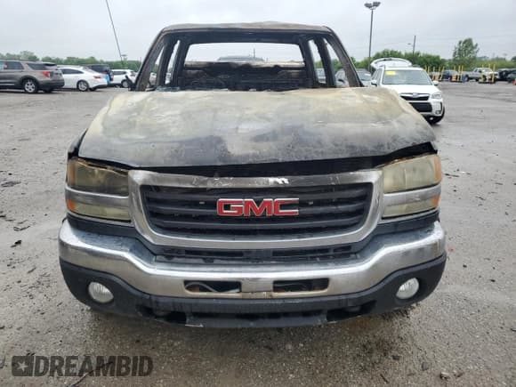 ✅ 2003 GMC Sierra 2500HD SLT • VIN: 1GTHK23133F100687 • Lot: 57801575. Listed on Copart with Not provided. Free auction sales archive from the USA and detailed vehicle history report at DreamBid. Image 5.