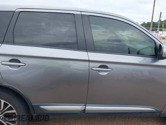 2018 Mitsubishi Outlander SE with VIN JA4AD3A37JJ004135, listed as a IAAI auction lot 43301749 with 209,325 mi miles and . Bid and sale history available at DreamBid. Image 13.