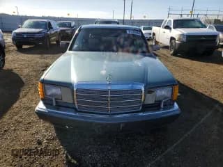✅ 1989 Mercedes-Benz 420 SEL • VIN: WDBCA35EXKA489275 • Lot: 81286284. Wystawiony na Copart z przebiegiem 154 137 mil. Bezpłatny archiwum sprzedaży aukcyjnych z USA i szczegółowy raport historii pojazdu na DreamBid. Zdjęcie 5.
