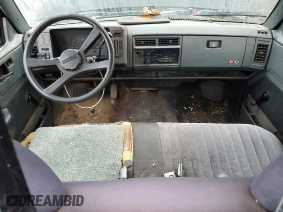 ✅ 1993 Chevrolet S-10 X96 • VIN: 1GCCS14ZXP8165295 • Лот: 79055054. Опубликован ранее на Copart с пробегом 256 596 миль. Бесплатный доступ к архиву аукционных продаж из США и подробный отчёт об истории автомобиля на DreamBid. Изображение 8.