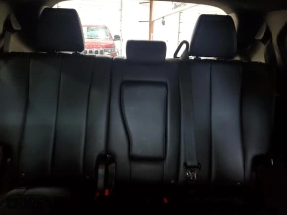 ✅ 2022 Mitsubishi Eclipse Cross SE • VIN: JA4ATWAA5NZ000384 • Lot: 53619155. Wystawiony na Copart z przebiegiem 21 931 mil. Bezpłatny archiwum sprzedaży aukcyjnych z USA i szczegółowy raport historii pojazdu na DreamBid. Zdjęcie 10.