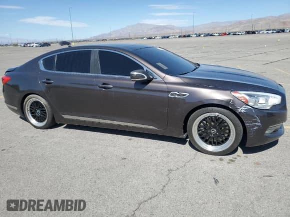 ✅ 2015 Kia K900 Premium • VIN: KNALU4D40F6023805 • Lot: 71848724. Wystawiony na Copart z przebiegiem 103 400 mil. Bezpłatny archiwum sprzedaży aukcyjnych z USA i szczegółowy raport historii pojazdu na DreamBid. Zdjęcie 4.