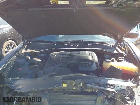 ✅ 2020 Dodge Charger SXT • VIN: 2C3CDXBG5LH116352 • Lot: 42442353. Listed on IAAI with 53,046 mi. Free auction sales archive from the USA and detailed vehicle history report at DreamBid. Image 10.