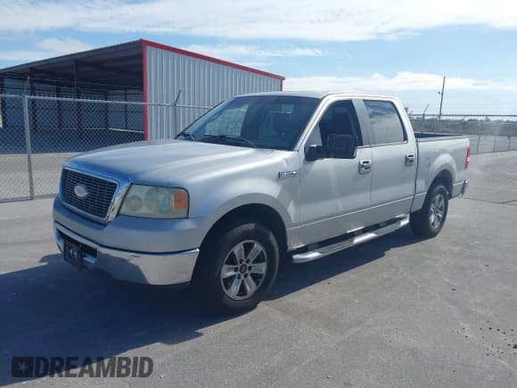 ✅ 2008 Ford F-150 XL • VIN: 1FTRW12W28FB36278 • Lot: 41261436. Listed on IAAI with 226,951 mi. Free auction sales archive from the USA and detailed vehicle history report at DreamBid. Image 2.