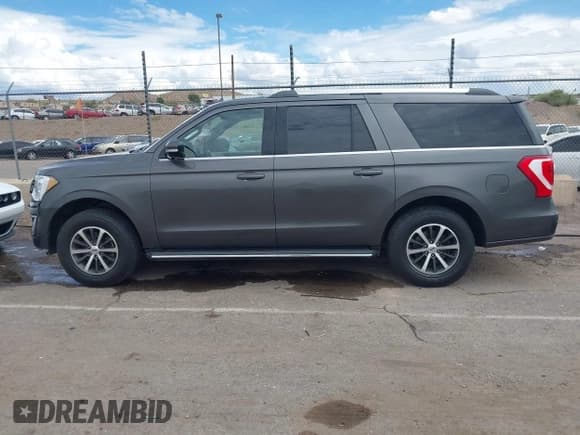 ✅ 2018 Ford Expedition Max XLT • VIN: 1FMJK1JT0JEA26420 • Lot: 43247179. Listed on IAAI with 177,212 mi. Free auction sales archive from the USA and detailed vehicle history report at DreamBid. Image 14.