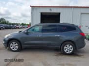 ✅ 2009 Chevrolet Traverse LS • VIN: 1GNEV13D19S155211 • Lot: 42593162. Wystawiony na IAAI z przebiegiem 164 147 mil. Bezpłatny archiwum sprzedaży aukcyjnych z USA i szczegółowy raport historii pojazdu na DreamBid. Zdjęcie 15.