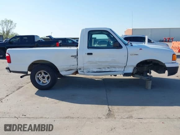 ✅ 2005 Ford Ranger XL • VIN: 1FTYR10D65PB06694 • Lot: 41994608. Listed on IAAI with 320,696 mi. Free auction sales archive from the USA and detailed vehicle history report at DreamBid. Image 14.