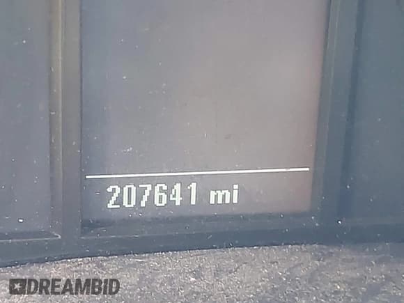 ✅ 2018 Chevrolet Silverado 1500 Work Truck • VIN: 3GCUKNEC1JG451480 • Лот: 42830012. Опубликован ранее на IAAI с пробегом 207 641 миль. Бесплатный доступ к архиву аукционных продаж из США и подробный отчёт об истории автомобиля на DreamBid. Изображение 14.