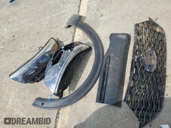 ✅ 2020 Ford Explorer ST • VIN: 1FM5K8GC1LGA08193 • Lot: 71417535. Wystawiony na Copart z przebiegiem 119 307 mil. Bezpłatny archiwum sprzedaży aukcyjnych z USA i szczegółowy raport historii pojazdu na DreamBid. Zdjęcie 13.