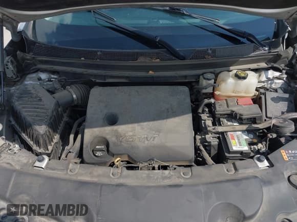 ✅ 2020 Chevrolet Traverse LT Cloth • VIN: 1GNERGKW5LJ242035 • Lot: 42150543. Listed on IAAI with 101,705 mi. Free auction sales archive from the USA and detailed vehicle history report at DreamBid. Image 10.