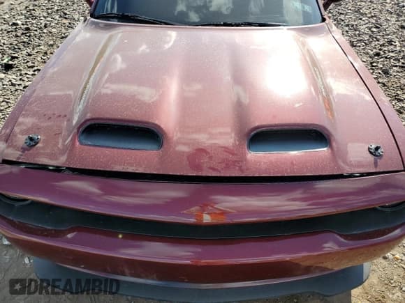 ✅ 2018 Dodge Challenger T/A • VIN: 2C3CDZBT2JH199454 • Lot: 72169824. Wystawiony na Copart z przebiegiem 70 500 mil. Bezpłatny archiwum sprzedaży aukcyjnych z USA i szczegółowy raport historii pojazdu na DreamBid. Zdjęcie 11.