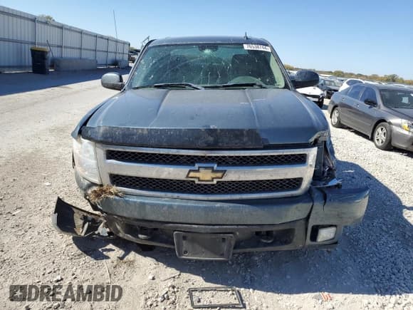 ✅ 2007 Chevrolet Silverado 1500 Work Truck • VIN: 2GCEK133471648144 • Lot: 76538744. Listed on Copart with 142,352 mi. Free auction sales archive from the USA and detailed vehicle history report at DreamBid. Image 5.