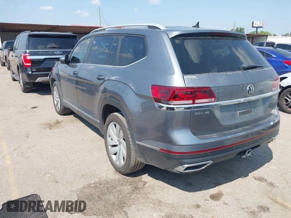✅ 2021 Volkswagen Atlas SEL • VIN: 1V2ER2CA1MC531433 • Lot: 43347185. Wystawiony na IAAI z przebiegiem 56 705 mil. Bezpłatny archiwum sprzedaży aukcyjnych z USA i szczegółowy raport historii pojazdu na DreamBid. Zdjęcie 3.