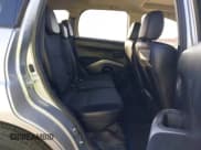 ✅ 2008 Mitsubishi Outlander SE • VIN: JA4LS31W38Z014536 • Лот: 41540072. Опубликован ранее на IAAI с пробегом 97 799 миль. Бесплатный доступ к архиву аукционных продаж из США и подробный отчёт об истории автомобиля на DreamBid. Изображение 8.