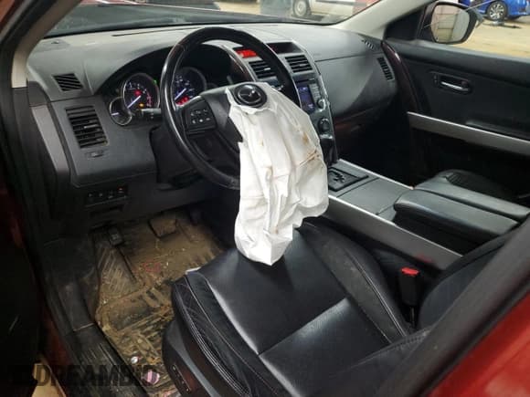 ✅ 2013 Mazda CX-9 Grand Touring • VIN: JM3TB3DV6D0415867 • Lot: 90338215. Wystawiony na Copart z przebiegiem 179 673 mil. Bezpłatny archiwum sprzedaży aukcyjnych z USA i szczegółowy raport historii pojazdu na DreamBid. Zdjęcie 8.