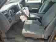 2005 Dodge Dakota ST with VIN 1D7HE28K35S304477, listed as a Copart auction lot 59599385 with 127,683 mi miles and Salvage title. Bid and sale history available at DreamBid. Image 7.