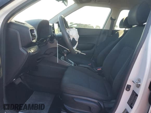 ✅ 2022 Hyundai Venue SE • VIN: KMHRB8A3XNU153957 • Лот: 82138445. Опубликован ранее на Copart с пробегом 61 219 миль. Бесплатный доступ к архиву аукционных продаж из США и подробный отчёт об истории автомобиля на DreamBid. Изображение 7.