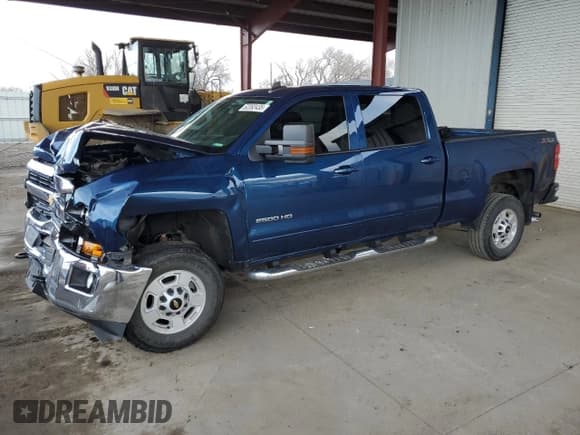 ✅ 2017 Chevrolet Silverado 2500HD LT • VIN: 1GC1KVEG7HF212369 • Lot: 52392435. Listed on Copart with 98,544 mi. Free auction sales archive from the USA and detailed vehicle history report at DreamBid. Image 1.