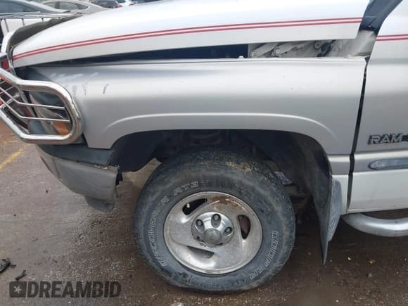 ✅ 1998 Dodge 1500 • VIN: 1B7HF13Y6WJ115956 • Лот: 43548056. Опубликован ранее на IAAI с пробегом 175 510 миль. Бесплатный доступ к архиву аукционных продаж из США и подробный отчёт об истории автомобиля на DreamBid. Изображение 18.