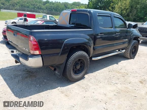 ✅ 2008 Toyota Tacoma • VIN: 5TELU42N78Z516417 • Lot: 42679654. Listed on IAAI with 320,639 mi. Free auction sales archive from the USA and detailed vehicle history report at DreamBid. Image 4.