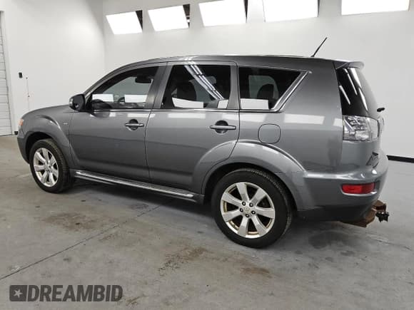 ✅ 2011 Mitsubishi Outlander GT • VIN: JA4JT5AXXBU013042 • Лот: 64390465. Опубликован ранее на Copart с пробегом 183 627 миль. Бесплатный доступ к архиву аукционных продаж из США и подробный отчёт об истории автомобиля на DreamBid. Изображение 2.