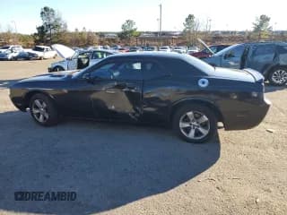 ✅ 2010 Dodge Challenger SE • VIN: 2B3CJ4DV1AH208488 • Lot: 87176324. Wystawiony na Copart z przebiegiem Nie podano. Bezpłatny archiwum sprzedaży aukcyjnych z USA i szczegółowy raport historii pojazdu na DreamBid. Zdjęcie 2.