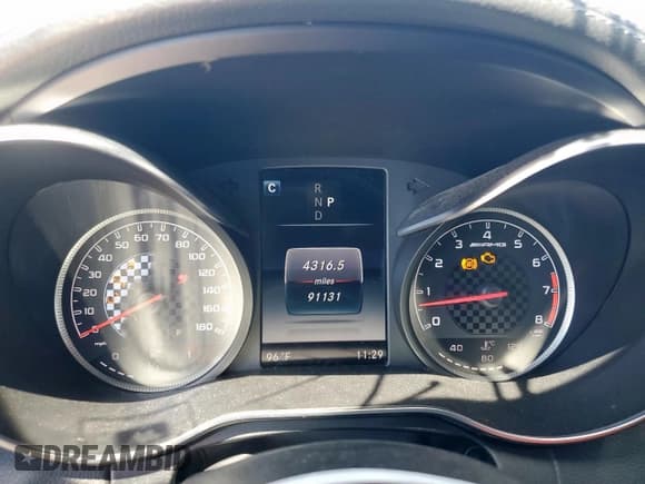 ✅ 2017 Mercedes-Benz C 43 AMG • VIN: WDDWK6EB6HF478830 • Лот: 65888155. Опубликован ранее на Copart с пробегом 91 131 миль. Бесплатный доступ к архиву аукционных продаж из США и подробный отчёт об истории автомобиля на DreamBid. Изображение 9.