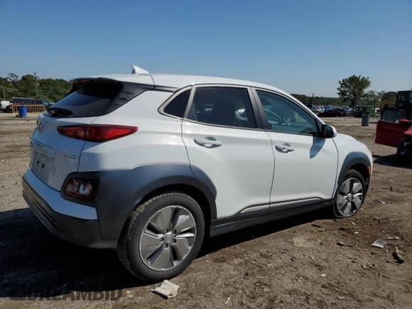 2021 Hyundai Kona Ultimate with VIN KM8K53AG1MU117510, listed as a Copart auction lot 81103525 with 47,374 mi miles and Salvage title. Bid and sale history available at DreamBid. Image 3.