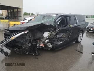 ✅ 2025 Chevrolet Suburban LT • VIN: 1GNS6CRD2SR105434 • Лот: 59181675. Опубликован ранее на Copart с пробегом Не указан. Бесплатный доступ к архиву аукционных продаж из США и подробный отчёт об истории автомобиля на DreamBid. Изображение 1.