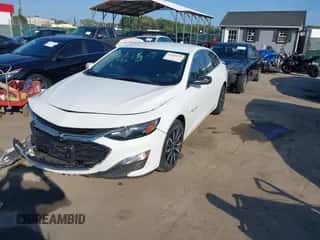 2022 Chevrolet Malibu RS z VIN 1G1ZG5STXNF207550, wystawiony jako IAAI lot #43280570 z przebiegiem 58 957 mil mil oraz . Historia ofert i sprzedaży dostępna na DreamBid. Obrazek 2.