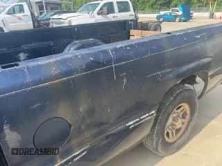 2000 Chevrolet Silverado 1500 LS с VIN 1GCEC19V7YE340732, выставлен на аукционе IAAI как лот 42737651 с пробегом Не указан миль и . История ставок и продаж доступна на DreamBid. Изображение 1.