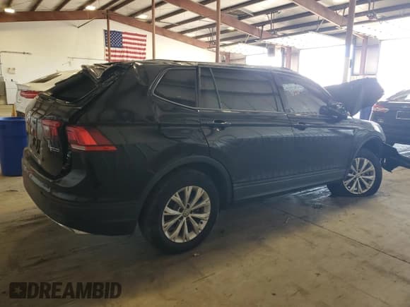 ✅ 2020 Volkswagen Tiguan S • VIN: 3VV0B7AX4LM094515 • Лот: 80071845. Опубликован ранее на Copart с пробегом Не указан. Бесплатный доступ к архиву аукционных продаж из США и подробный отчёт об истории автомобиля на DreamBid. Изображение 3.