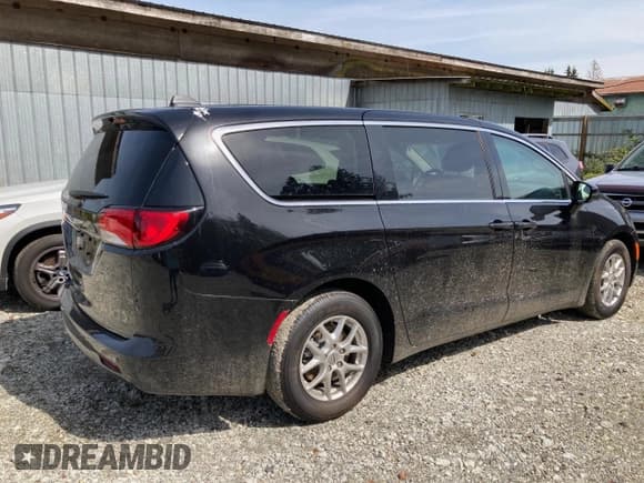 ✅ 2024 Chrysler Grand Caravan SXT • VIN: 2C4RC1ZG0RR166395 • Лот: 52364455. Опубликован ранее на Copart с пробегом Не указан. Бесплатный доступ к архиву аукционных продаж из США и подробный отчёт об истории автомобиля на DreamBid. Изображение 3.