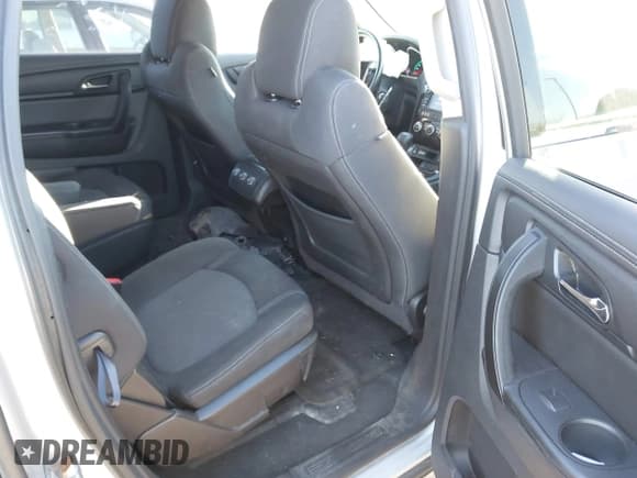 ✅ 2017 Chevrolet Traverse LT • VIN: 1GNKVGKD7HJ278894 • Lot: 43542365. Wystawiony na IAAI z przebiegiem 134 882 mil. Bezpłatny archiwum sprzedaży aukcyjnych z USA i szczegółowy raport historii pojazdu na DreamBid. Zdjęcie 8.